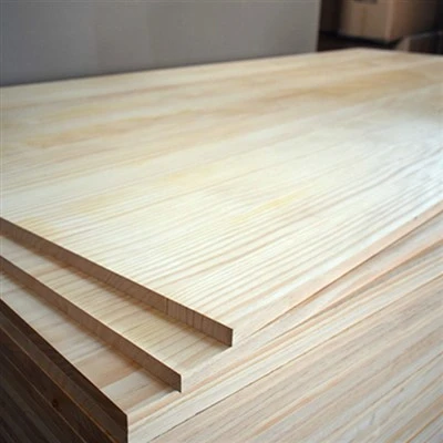 Κολλημένη πλακέτα Radiata Pine Edge